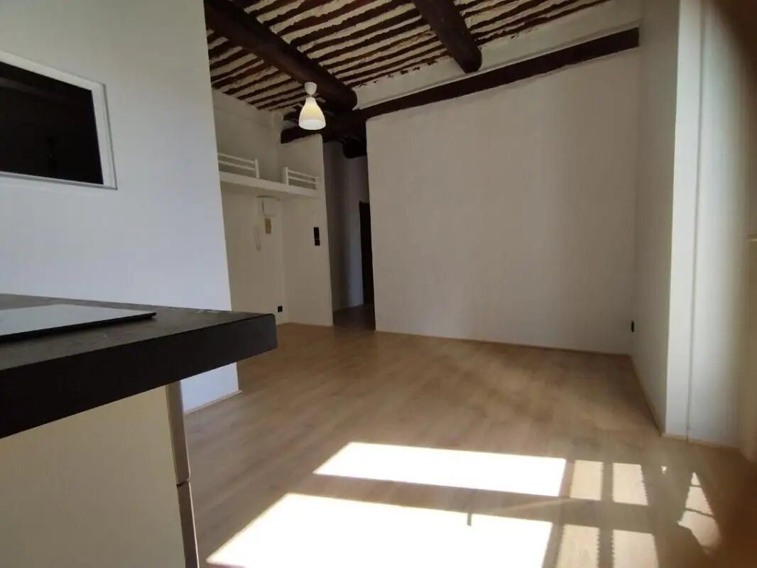 Appartement à louer, 31m², L'Isle-sur-la-Sorgue