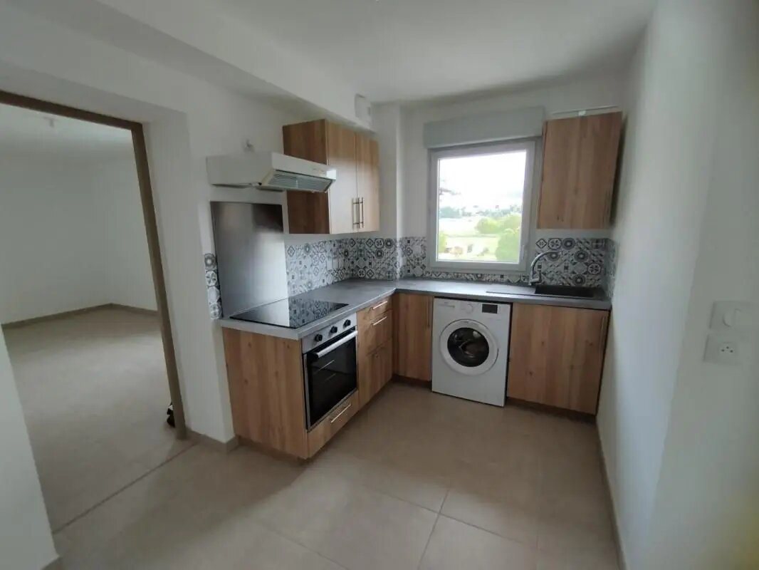 Appartement à louer, 43m², Cadenet