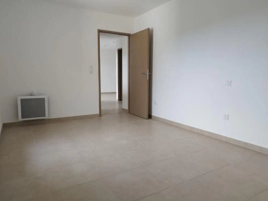 Appartement à louer, 43m², Cadenet