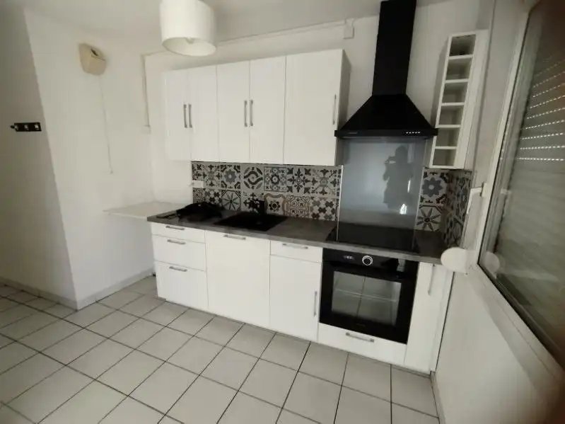 Appartement à louer, 66m², Cavaillon