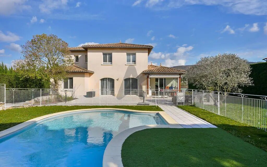 Maison à vendre, 175m², Lissieu