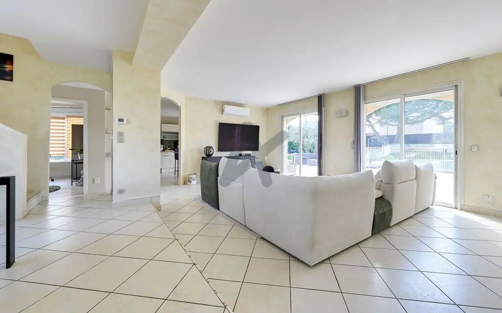 Maison à vendre, 175m², Lissieu
