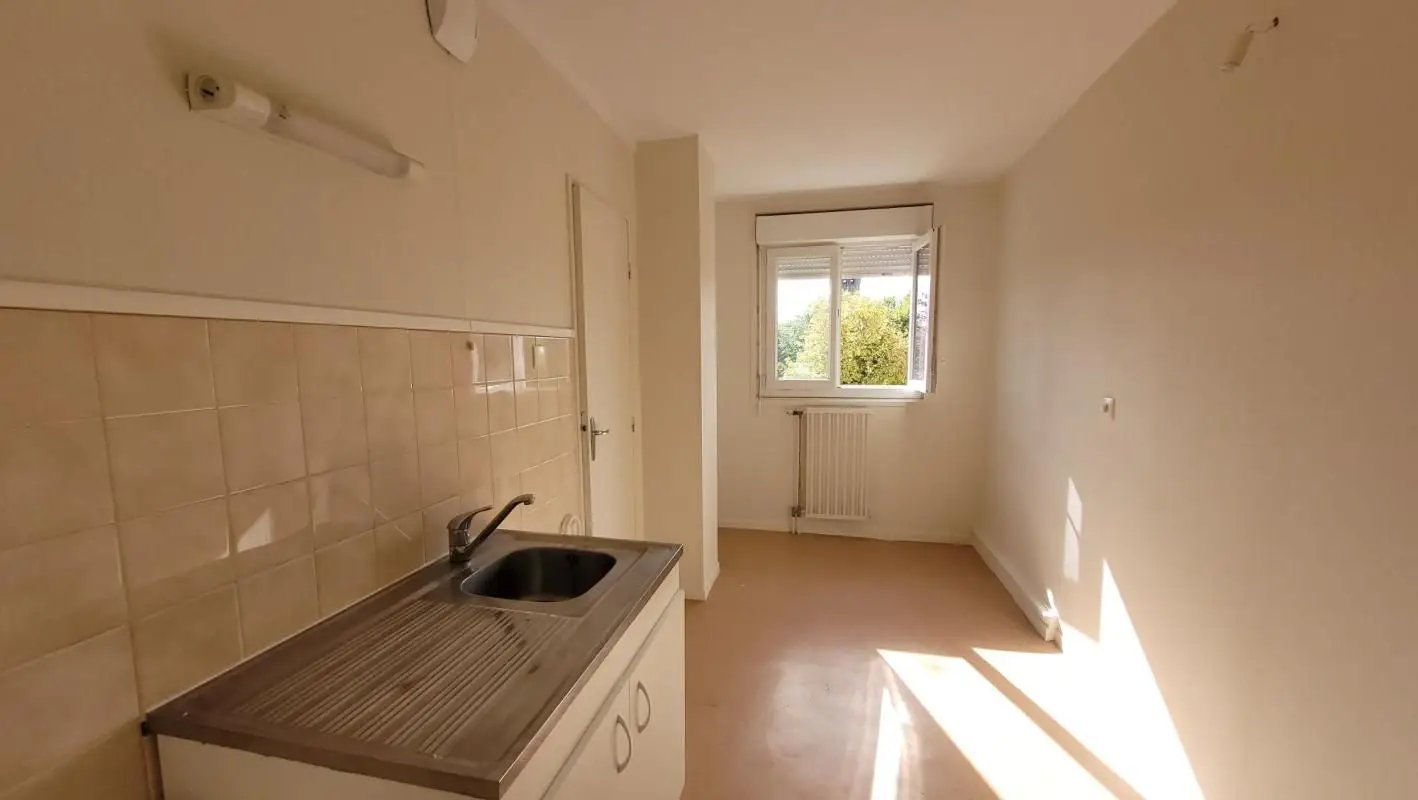 Appartement à louer, 59m², Montluçon
