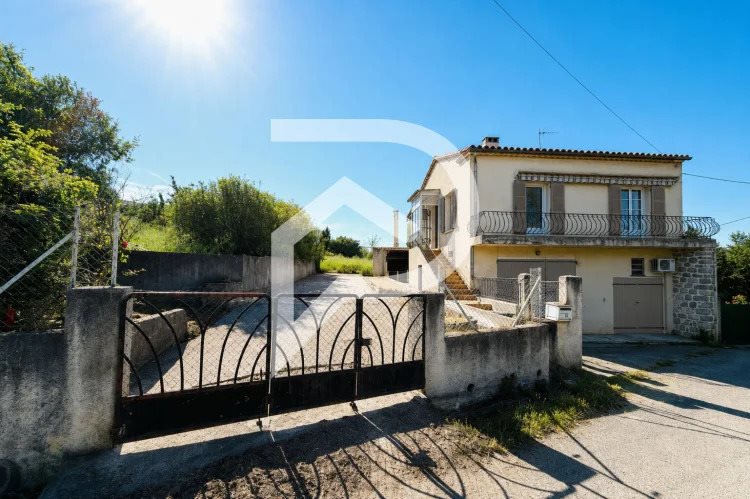 Maison à vendre, 68m², Preixan