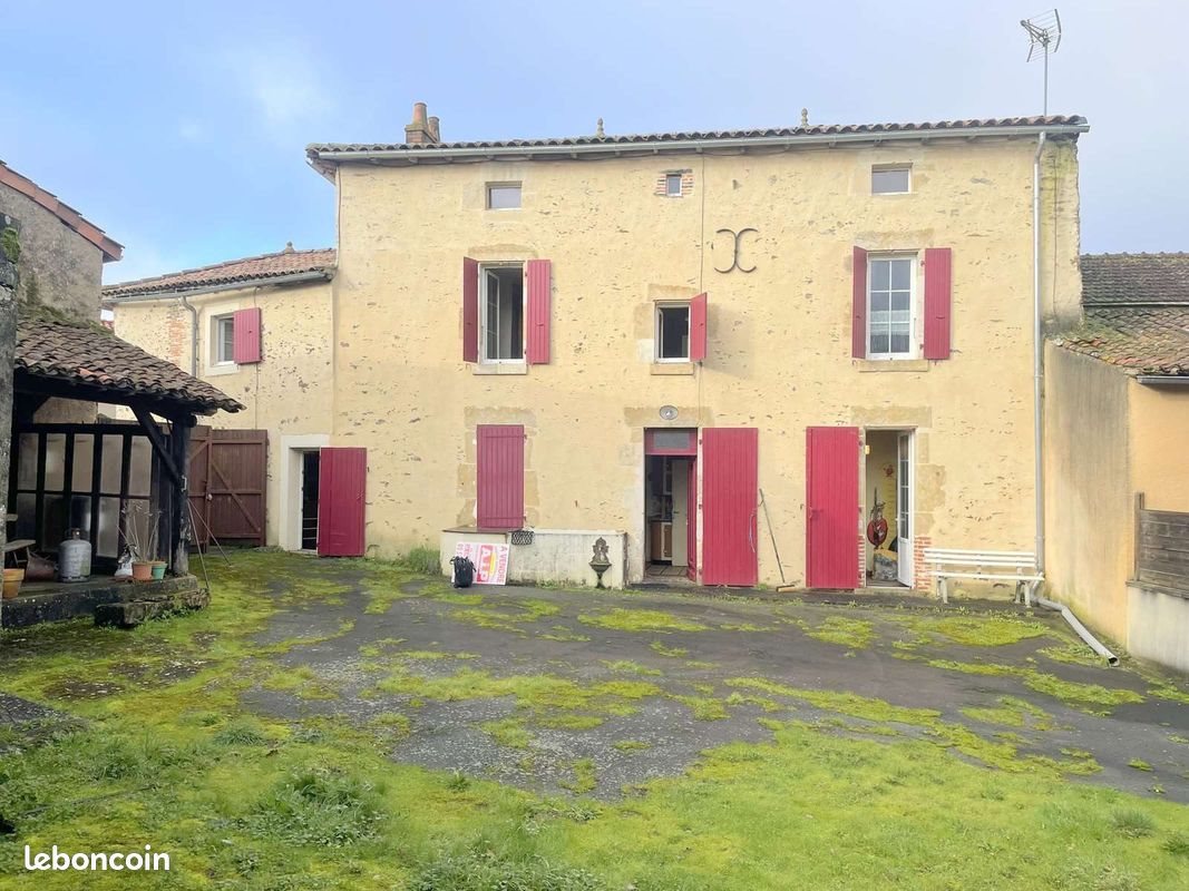 Maison à vendre, 180m², Saint-Hilaire-de-Voust