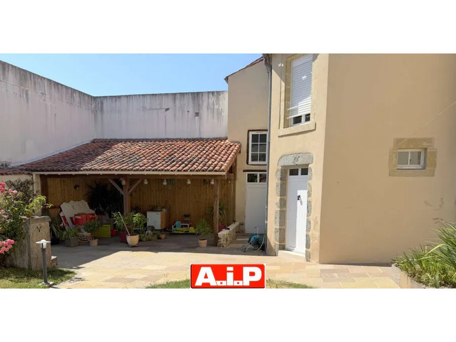 Maison à vendre, 235m², La Châtaigneraie