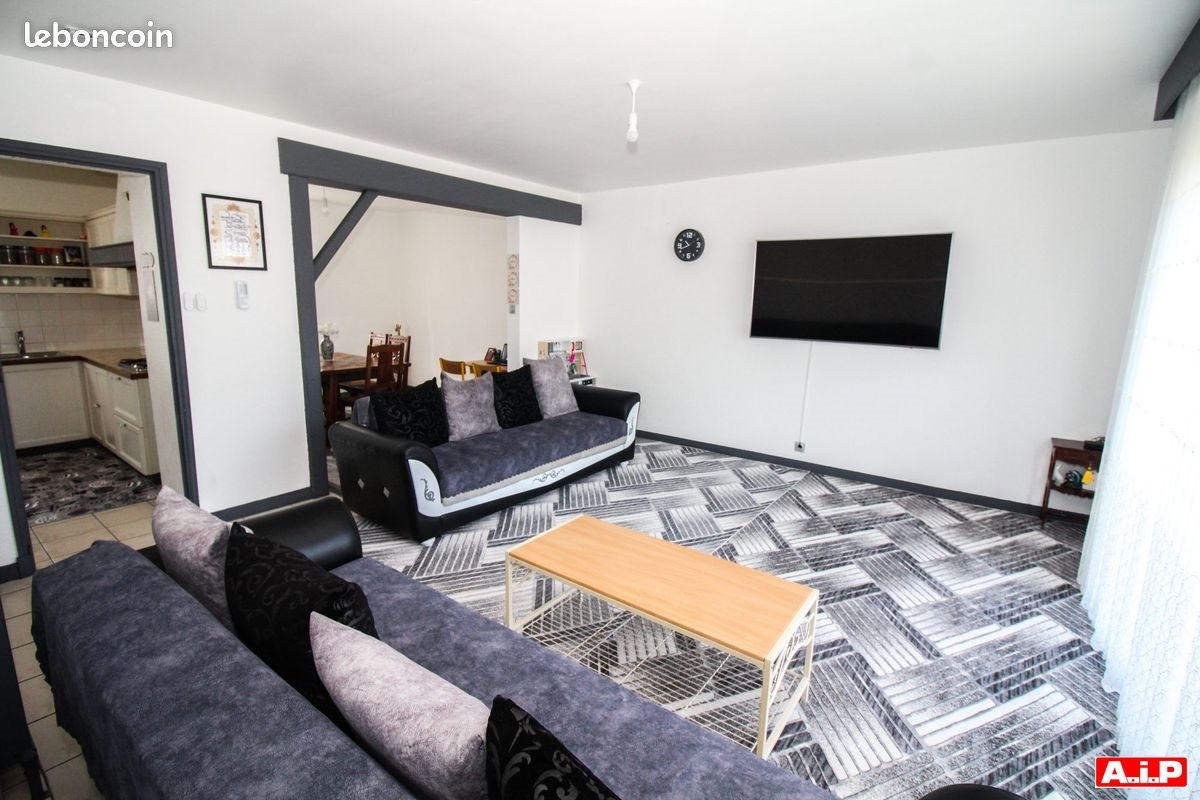 Maison à vendre, 94m², Cerizay