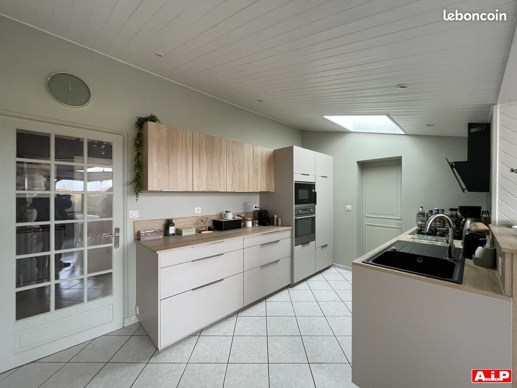 Maison à vendre, 123m², Pouzauges