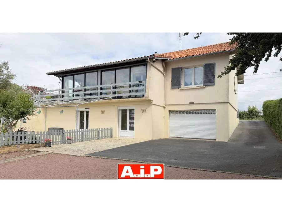 Maison à vendre, 174m², La Châtaigneraie