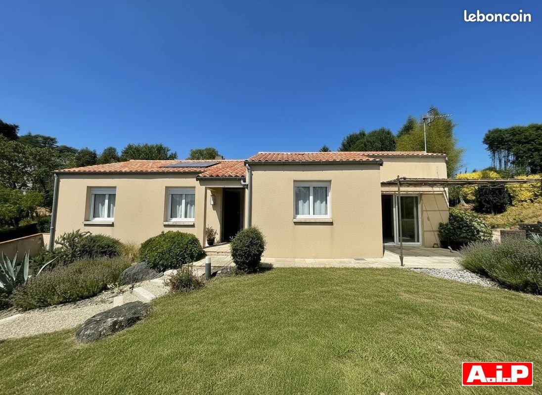 Maison à vendre, 153m², Pouzauges