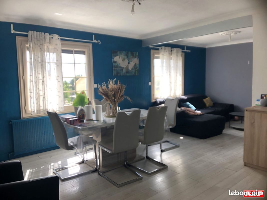 Maison à vendre, 92m², Pouzauges