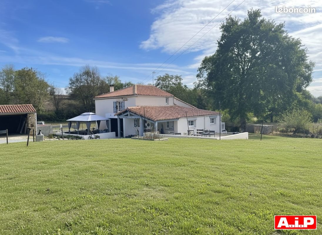 Maison à vendre, 127m², Saint-Prouant