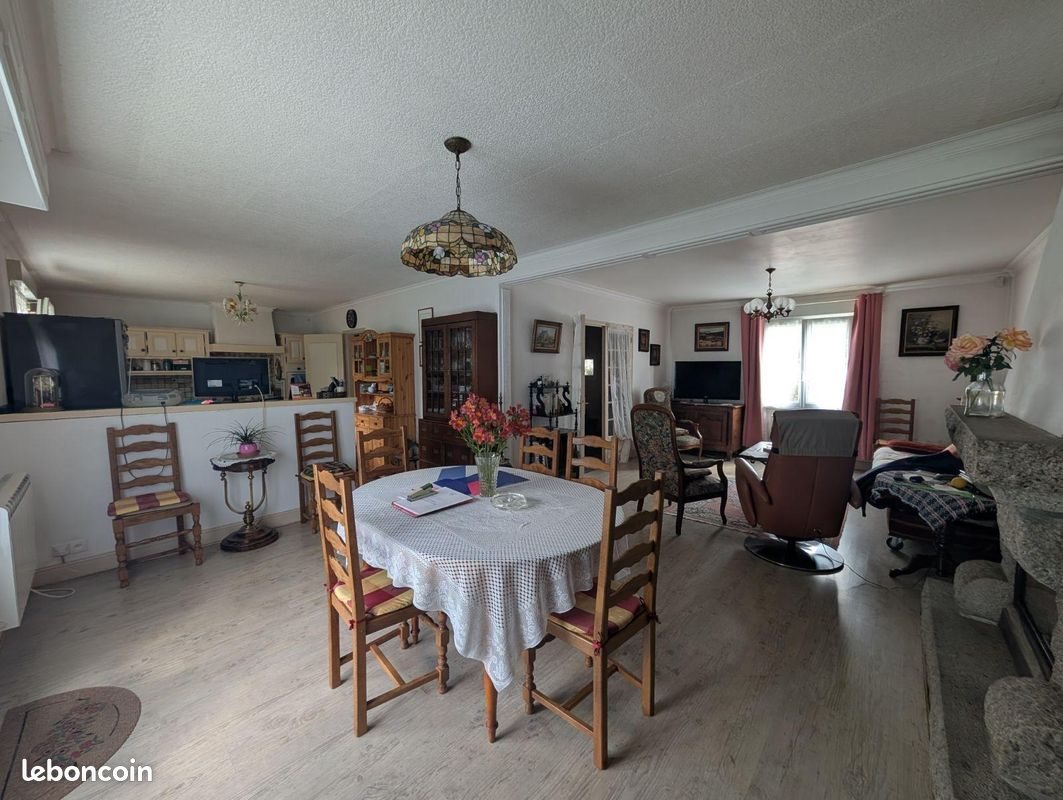Maison à vendre, 124m², Landivisiau