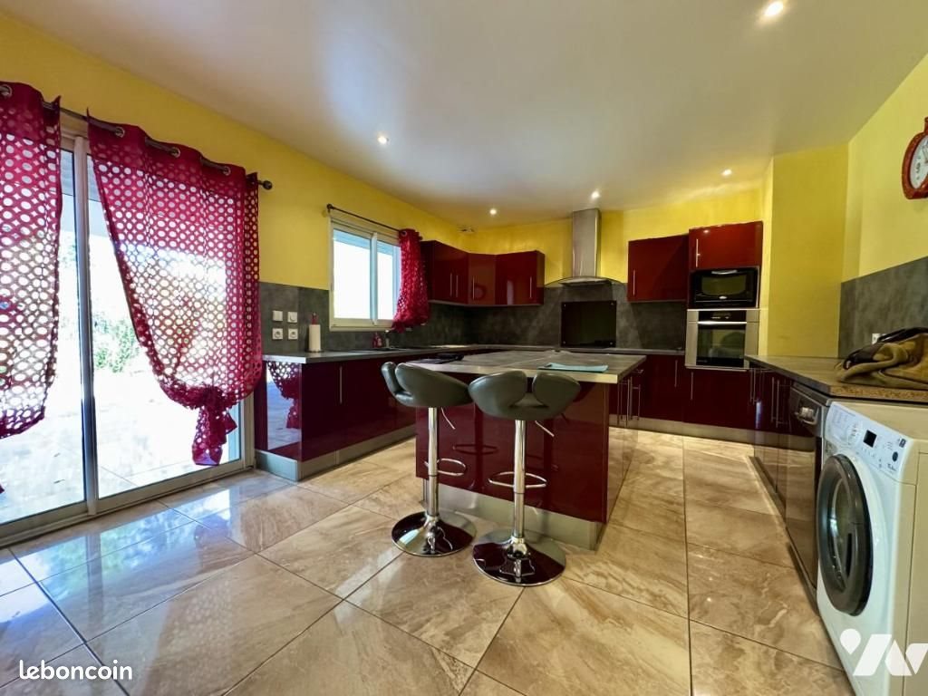 Maison à vendre, 263m², Millau