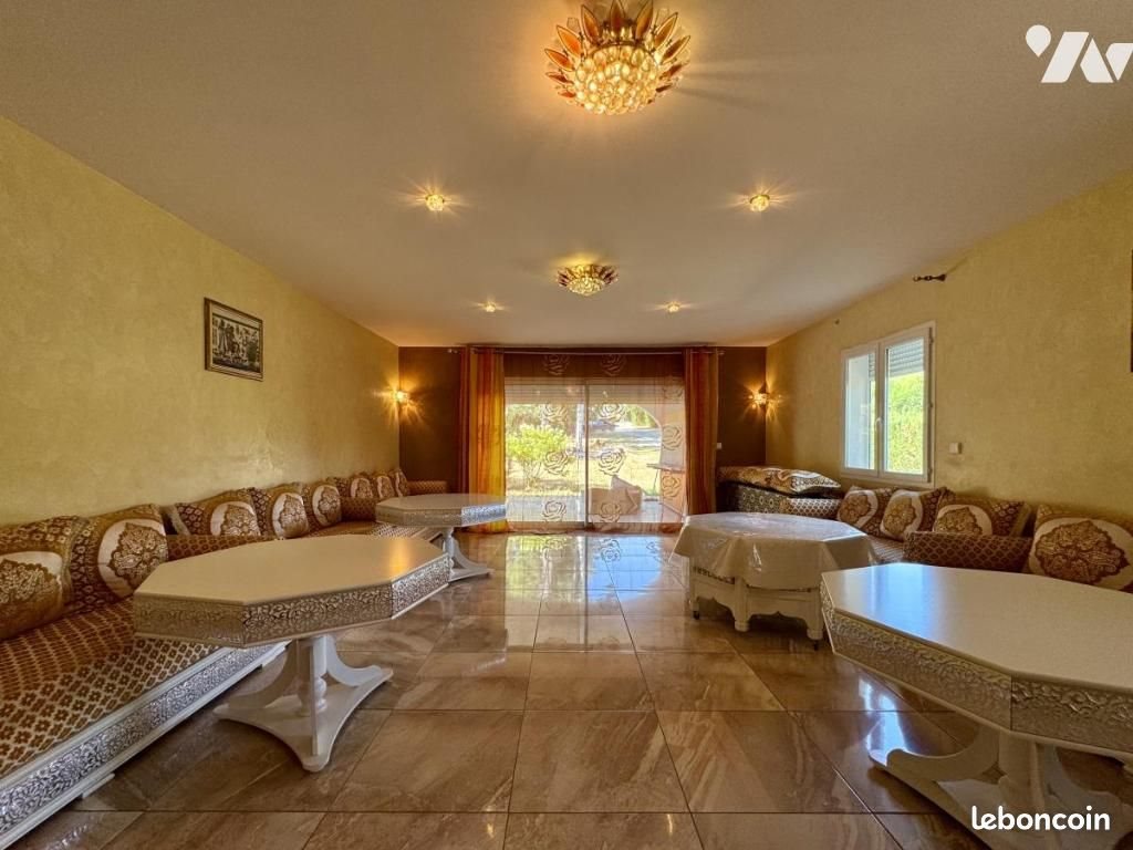 Maison à vendre, 263m², Millau