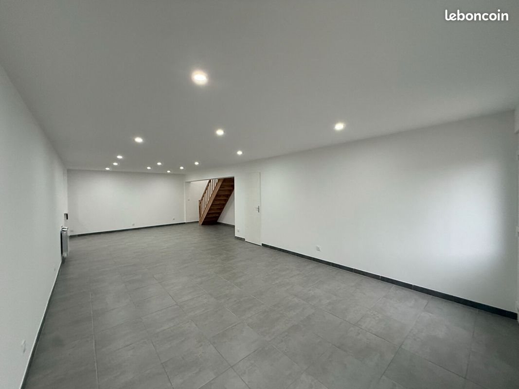 Maison à louer, 138m², Villers-Semeuse