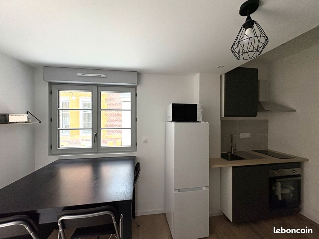 Appartement à louer, 21m², Charleville-Mézières