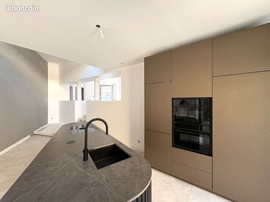 Appartement à vendre, 200m², Charleville-Mézières