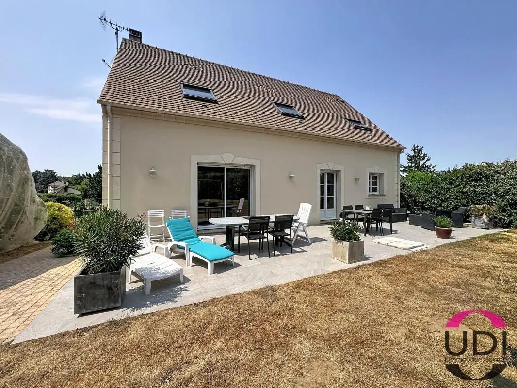 Maison à vendre, 170m², D'Huison-Longueville