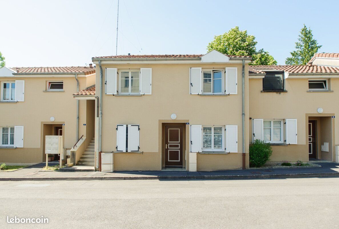 Appartement à louer, 103m², Vouziers
