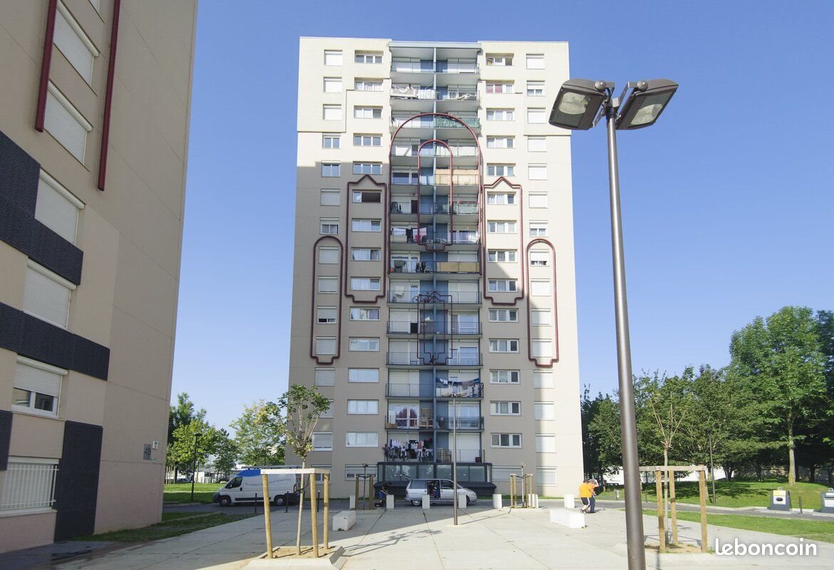 Appartement à louer, 80m², Charleville-Mézières