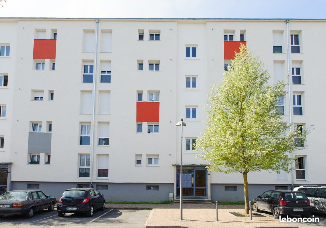 Appartement à louer, 65m², Givet