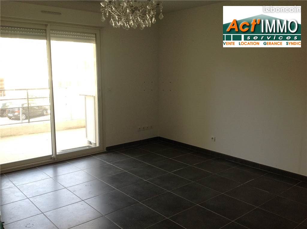 Appartement à louer, 44m², Miramas