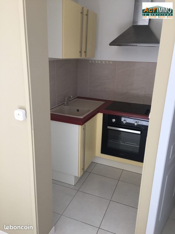 Appartement à louer, 38m², Miramas