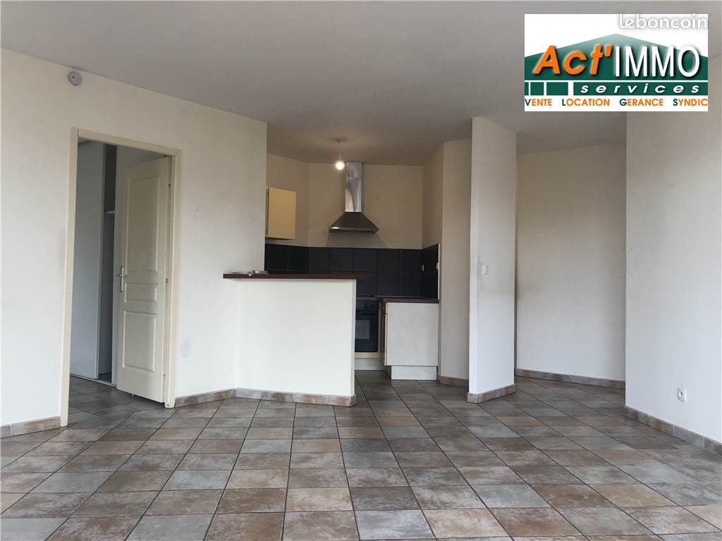 Appartement à louer, 67m², Miramas
