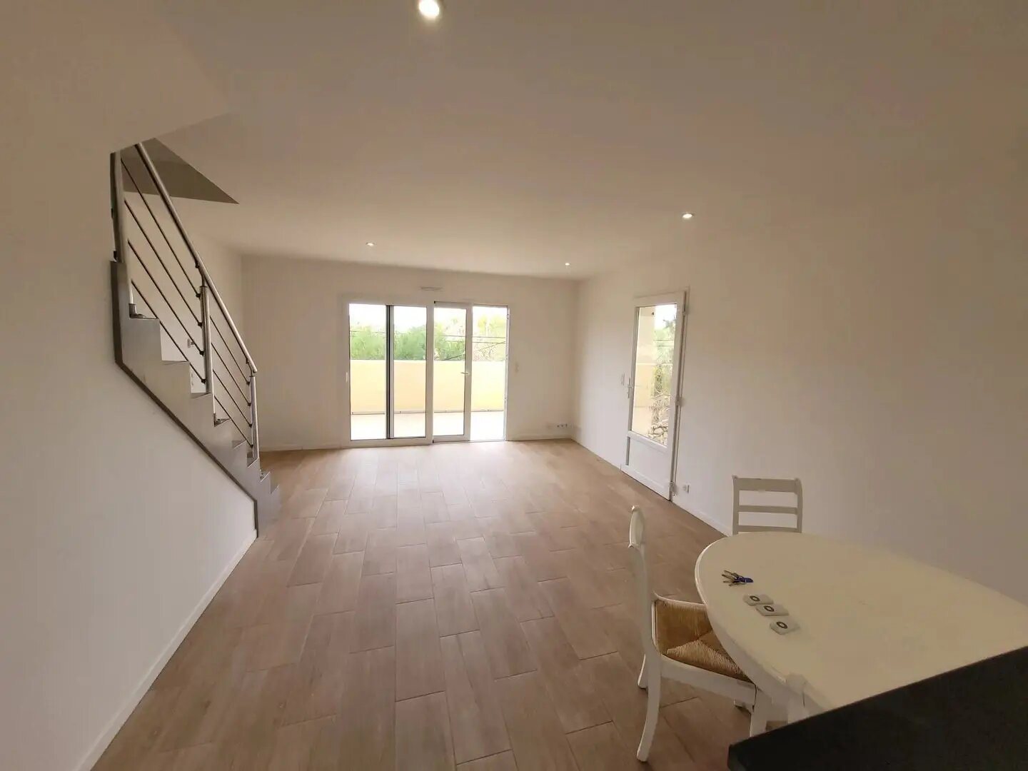 Appartement à louer, 65m², Venelles