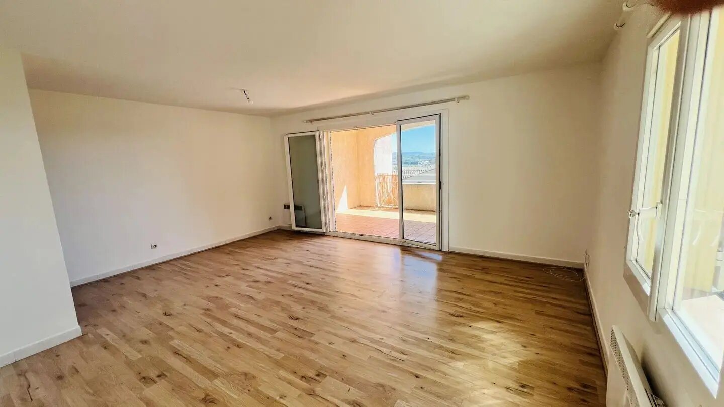 Appartement à vendre, 67m², Venelles