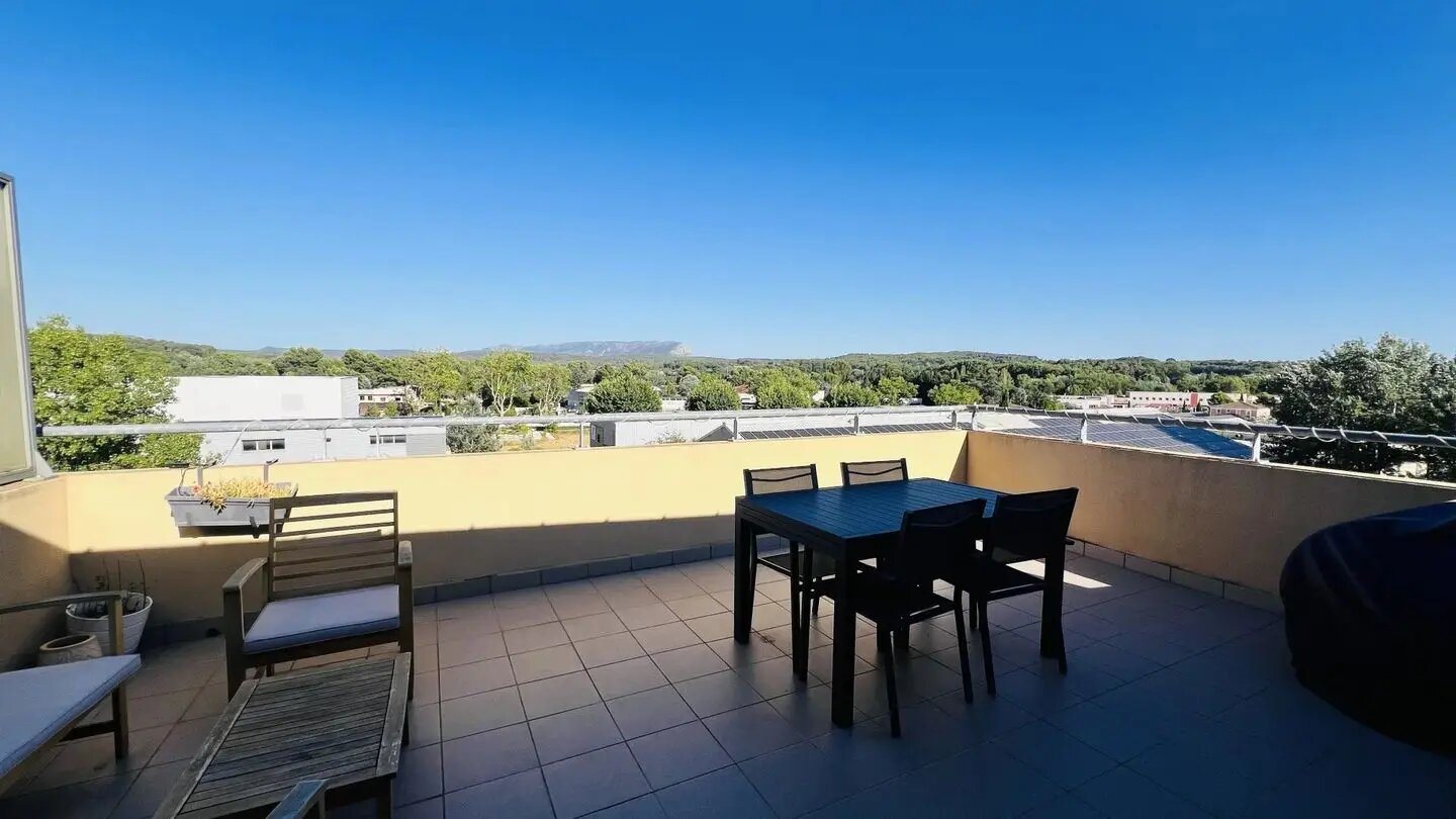 Appartement à louer, 53m², Venelles