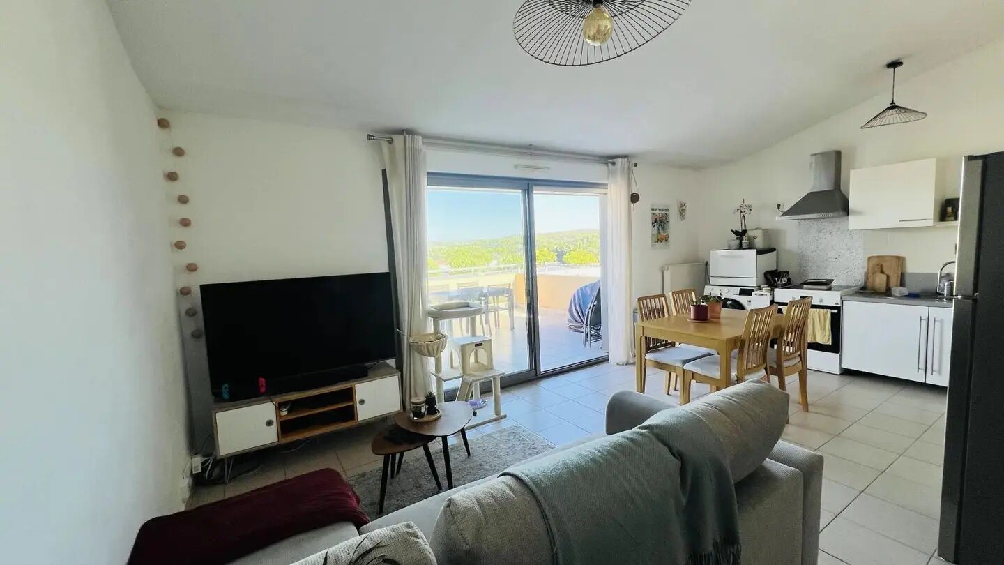 Appartement à louer, 53m², Venelles