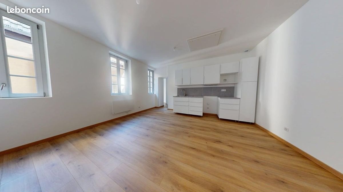 Appartement à louer, 45m², Dole
