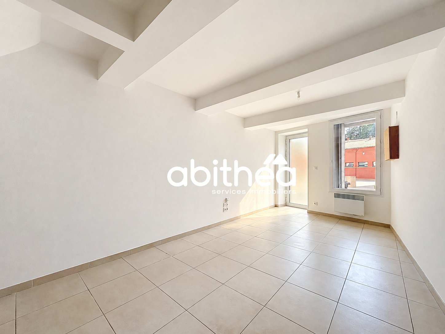 Maison à louer, 80m², Espondeilhan