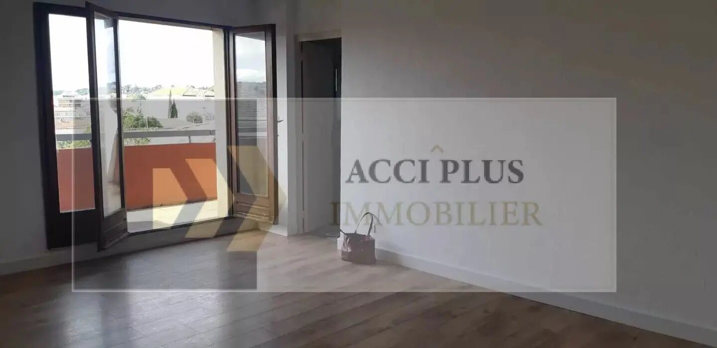 Appartement à vendre, 32m², Nîmes