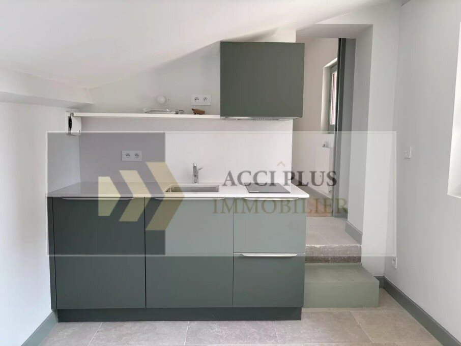 Appartement à louer, 25m², Uzès