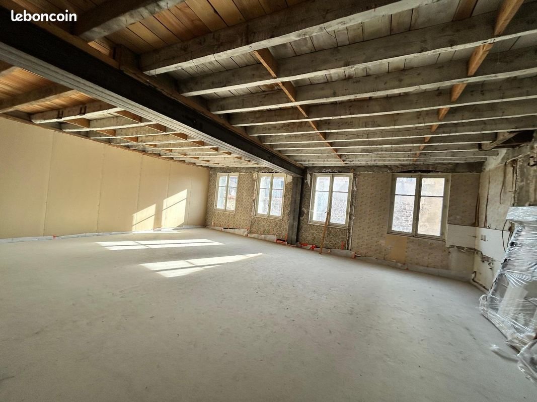 Appartement à vendre, 85m², Saint-Bonnet-le-Château