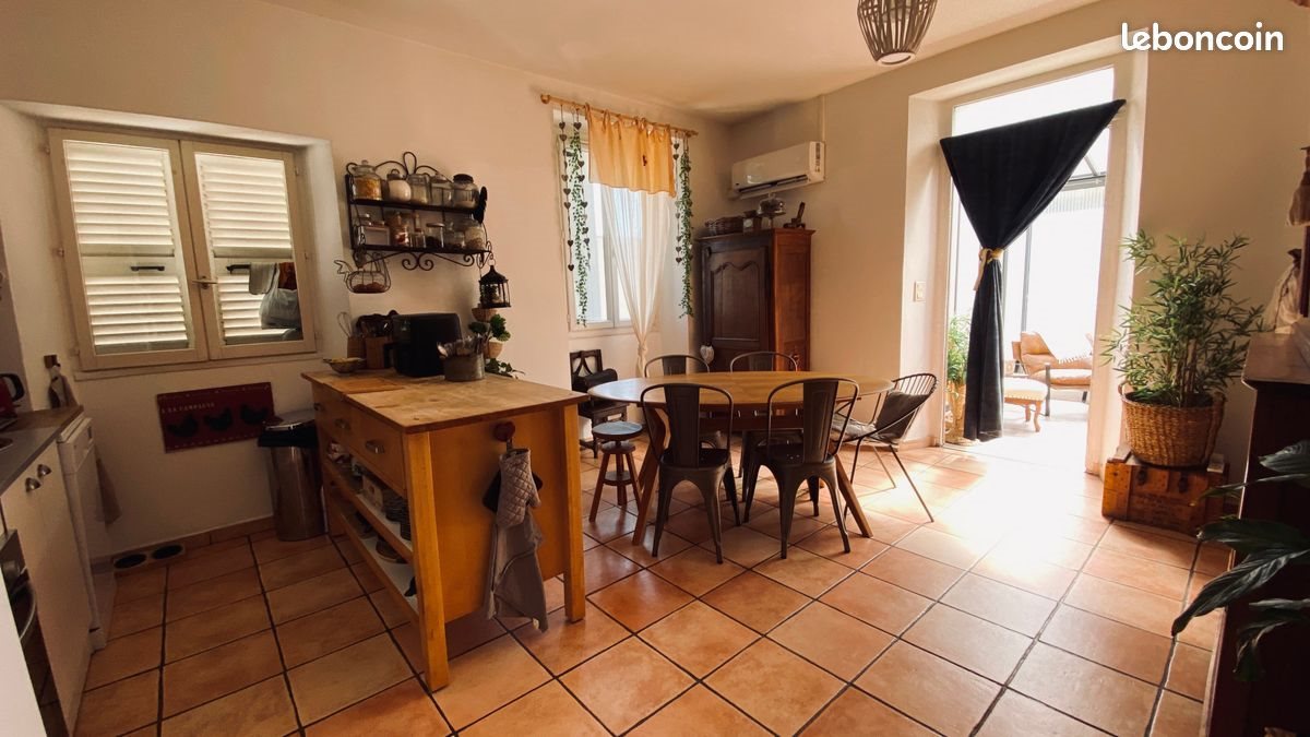 Appartement à vendre, 70m², Bastia