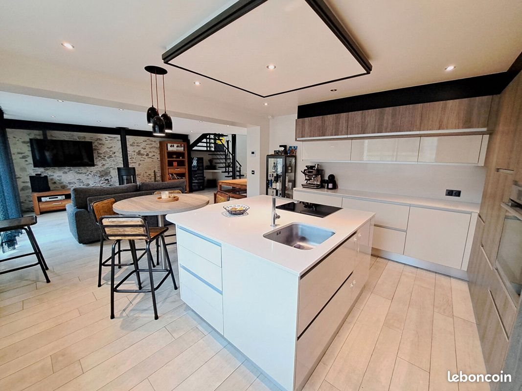 Maison à louer, 173m², Le Châtelet-en-Brie