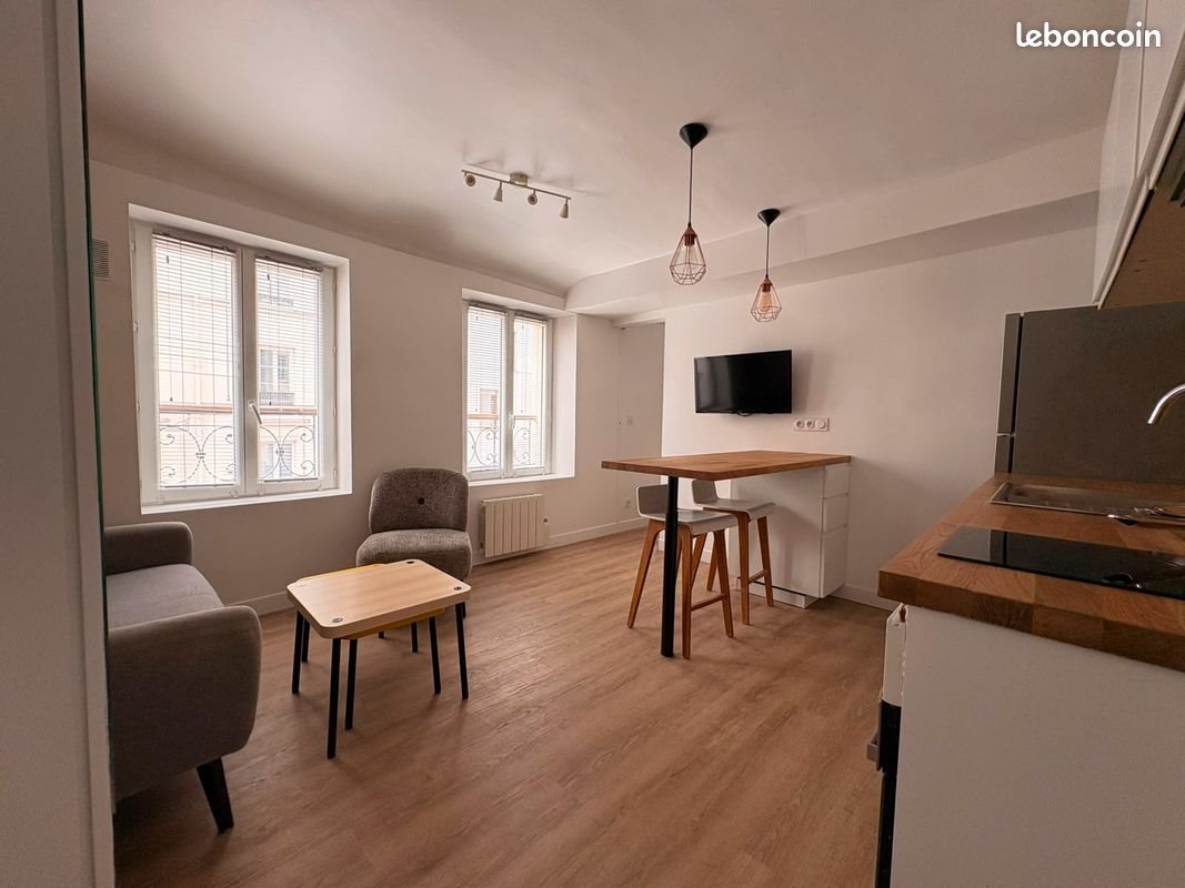 Appartement à louer, 25m², Paris 10ème