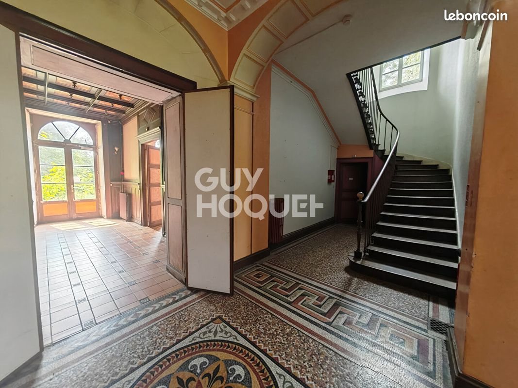 Maison à vendre, 675m², Bazouges-la-Pérouse
