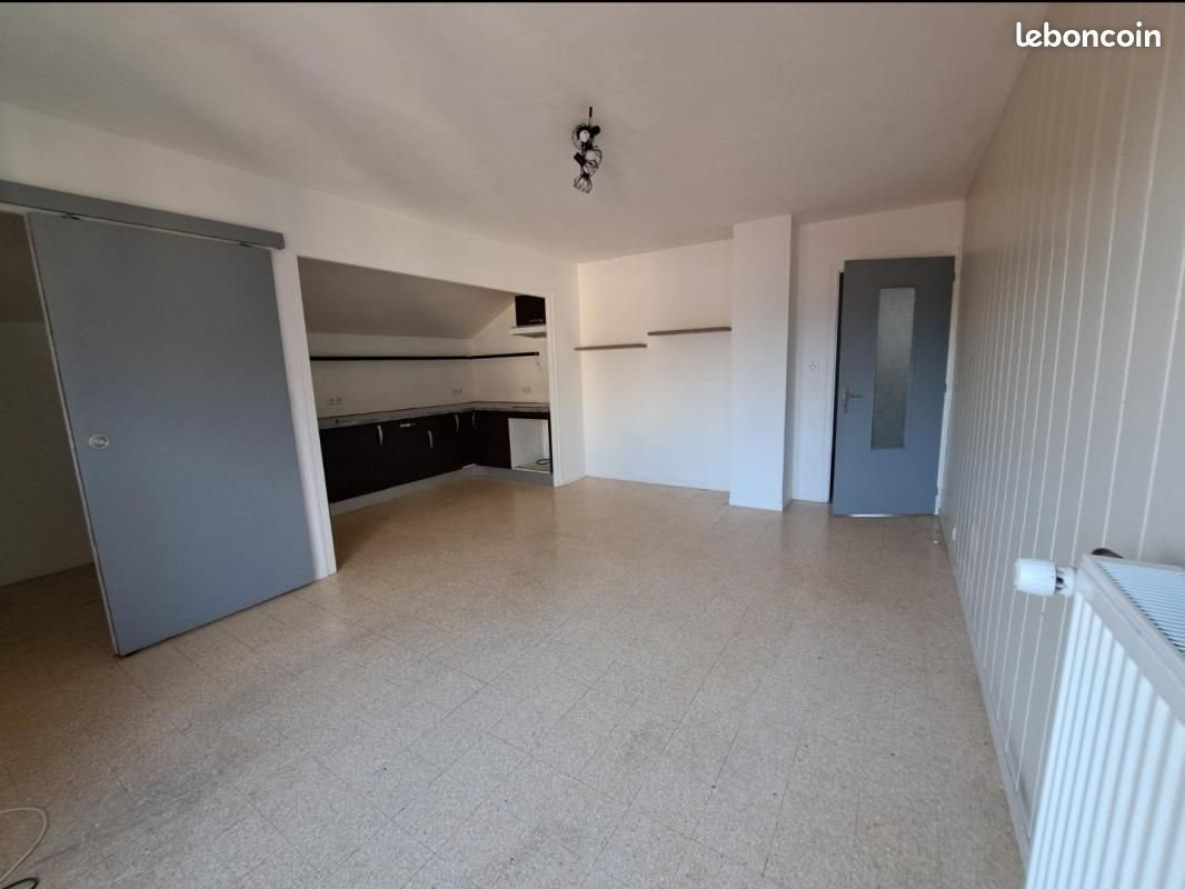 Appartement à louer, 65m², Onnion