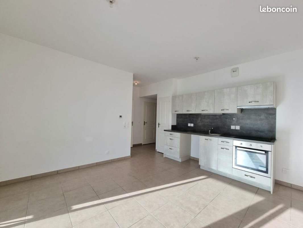 Appartement à louer, 43m², Saint-Pierre-en-Faucigny