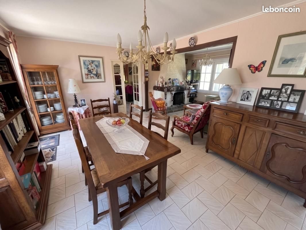 Maison à vendre, 220m², Avesnes-le-Sec