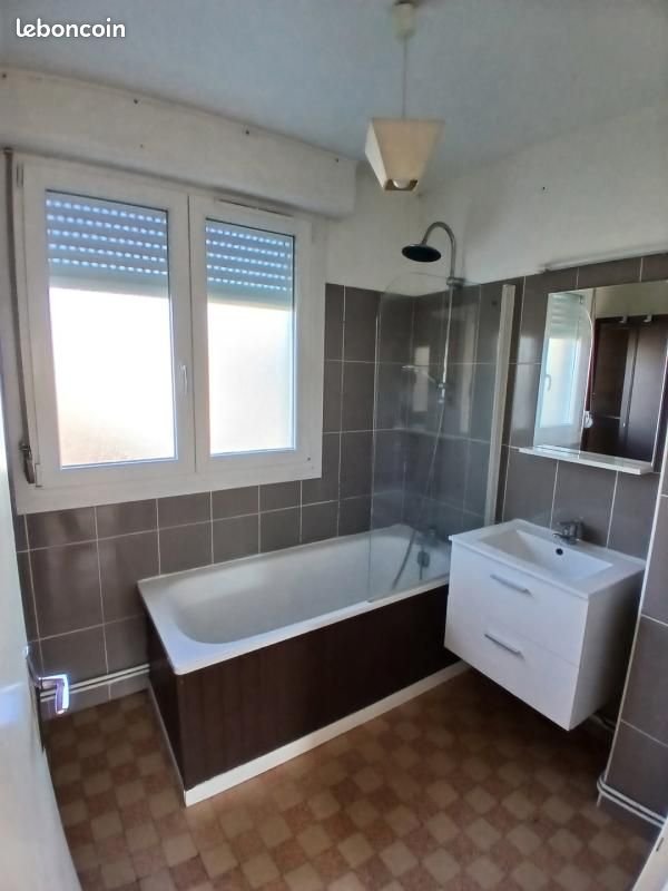 Maison à vendre, 73m², Neuville-Saint-Rémy