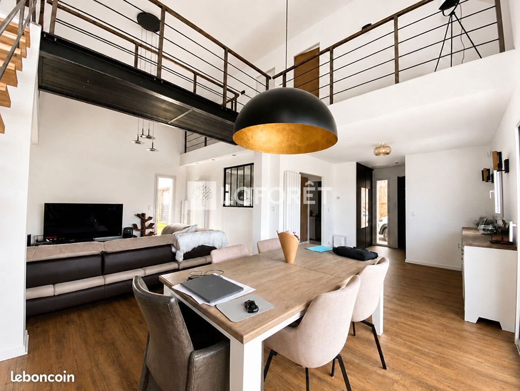 Maison à vendre, 138m², Plougrescant