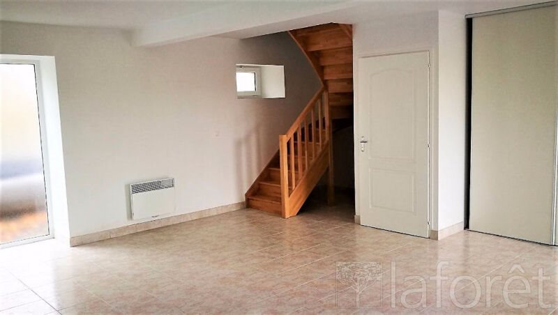 Maison à louer, 64m², Quemper-Guézennec
