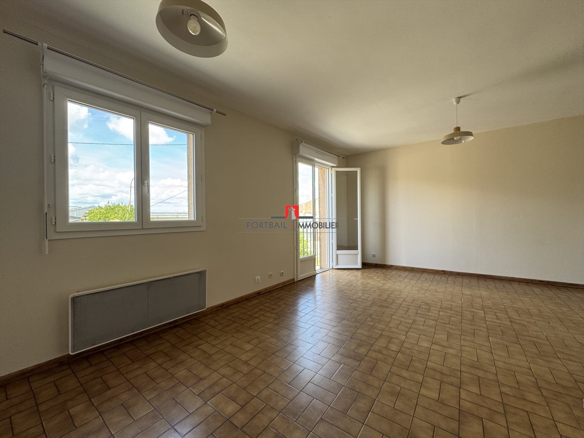 Appartement à louer, 69m², Blaye