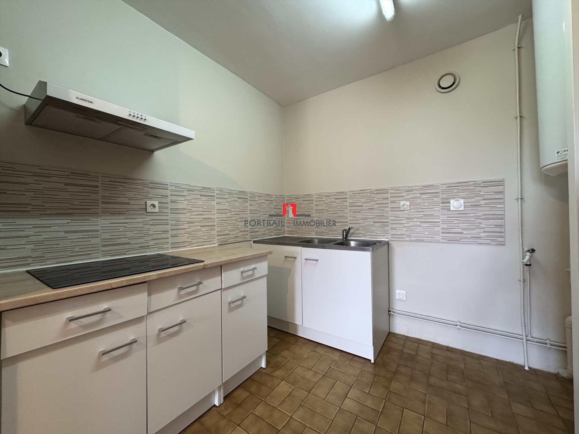 Appartement à louer, 69m², Blaye